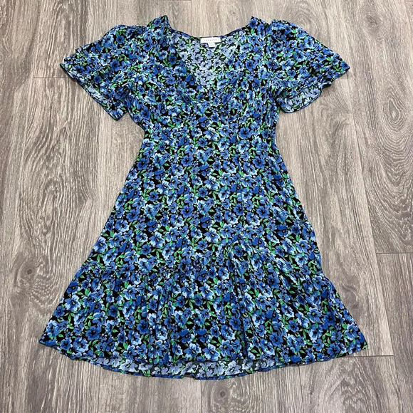 Topshop Bella tea dress with angel sleeve in blue floral Size 4 NWOT - Picture 8 of 9